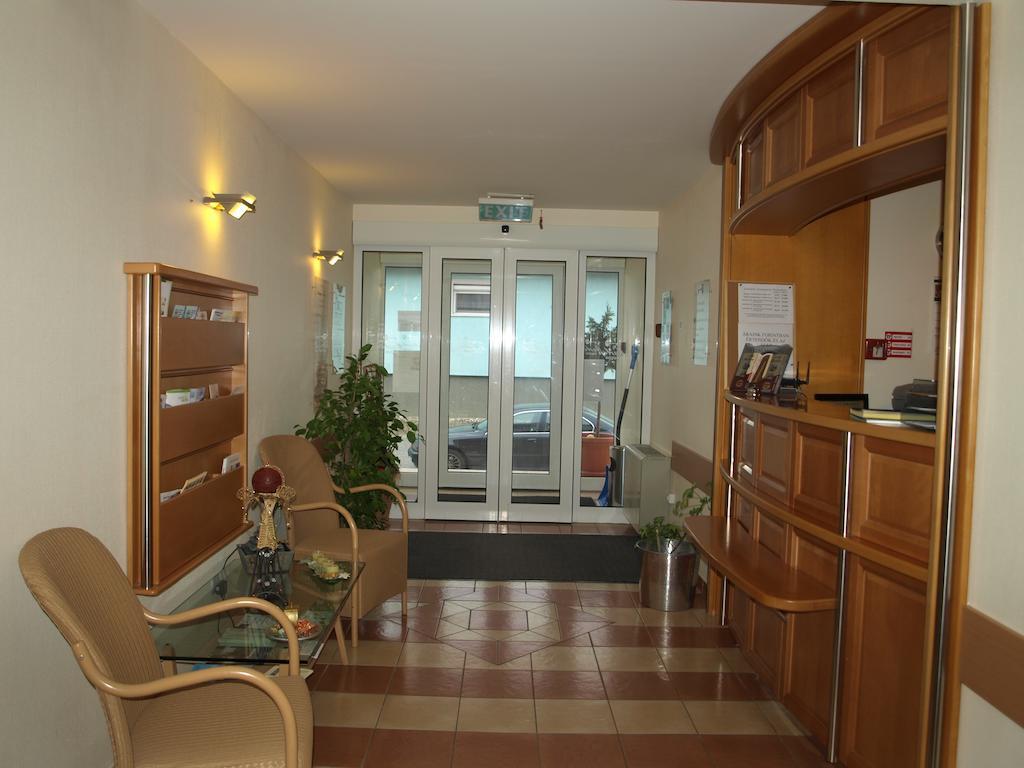 Marben Panzio Bed & Breakfast Hegyko Bagian luar foto