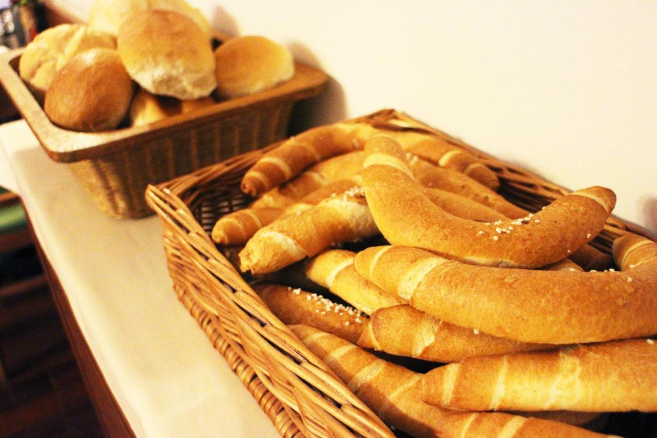 Marben Panzio Bed & Breakfast Hegyko Bagian luar foto